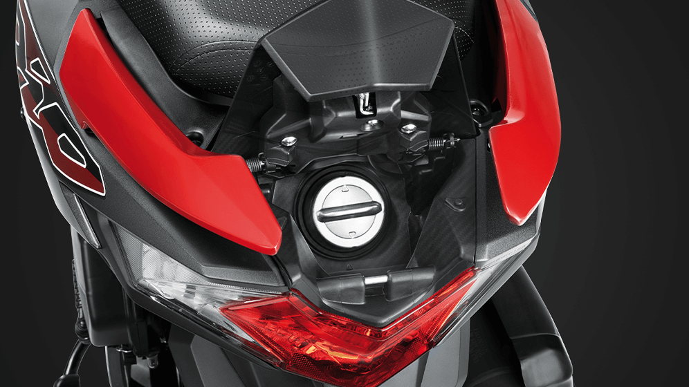 Dio external fuel lid