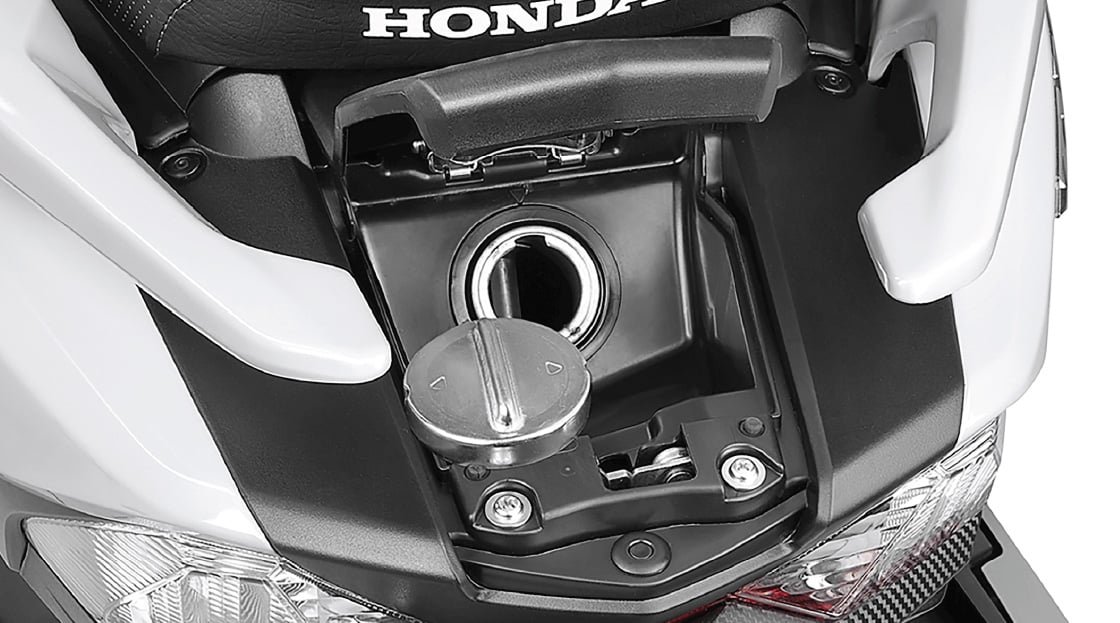 Dio125 external fuel lid